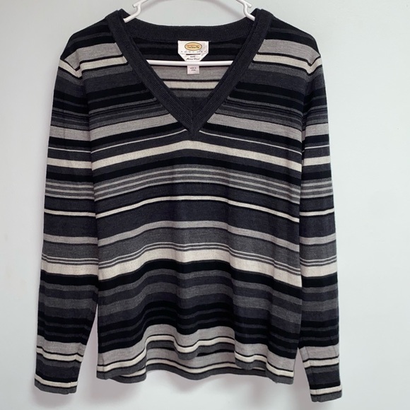 Talbots Sweaters - 2 for $30 or 5 for $50
TALBOTS SWEATER - XL